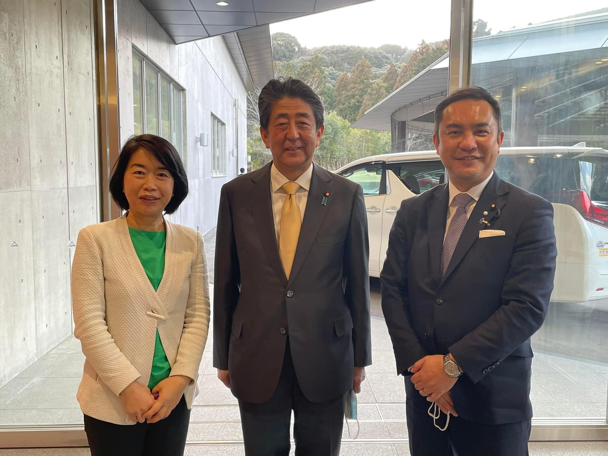 「誰が安倍晋三や！」 安倍晋三 元総理 - すずき英敬 公式サイト｜衆議院議員・前三重